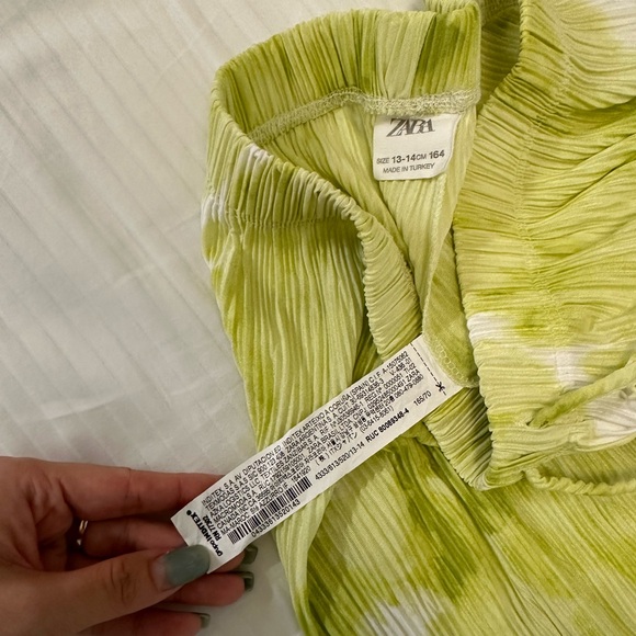 Zara Kids 13-14 Bright Green & White Flowy Pants - Picture 5 of 9